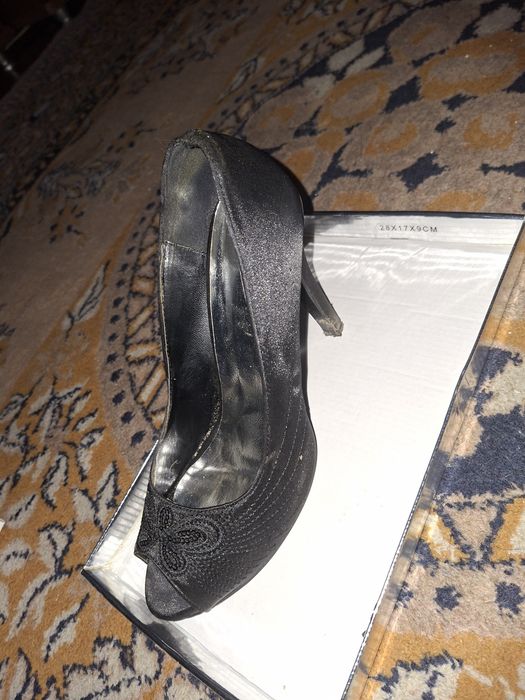 Pantofi siret ,pantofi cu toc