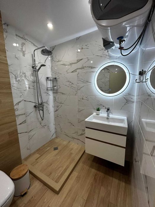 Тристаен Апартамент в Тракия