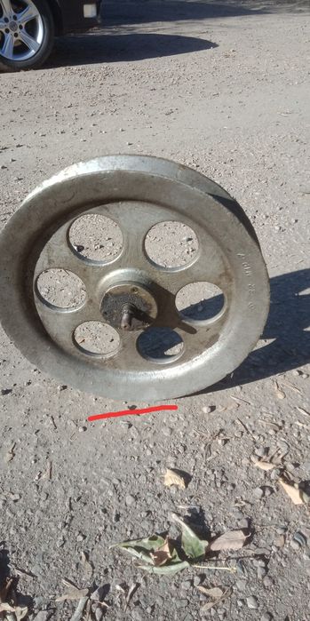 Продам  покрышка