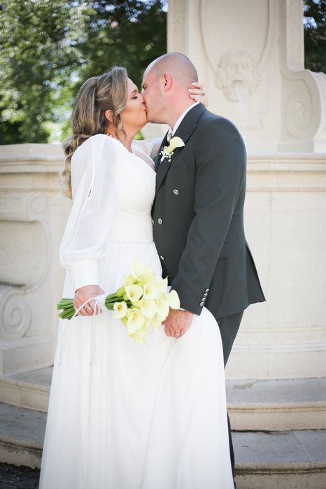 Rochie de mireasa in stare excelenta! Marime de la 42-44