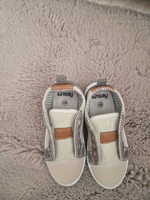 Бежово кафяви  обувки