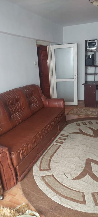 De vanzare apartament 2 camere decomandatt