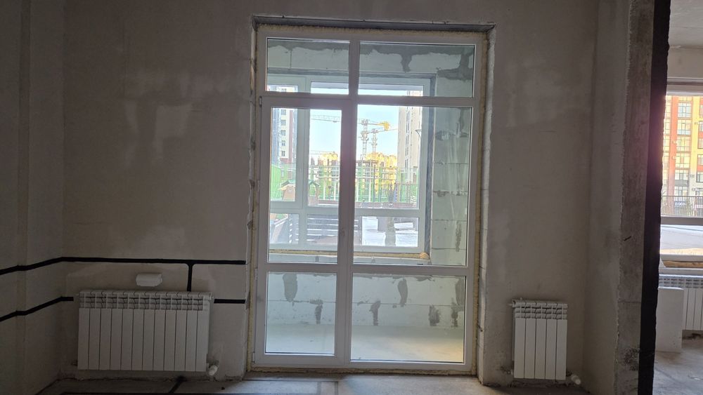 Балконное окно новое