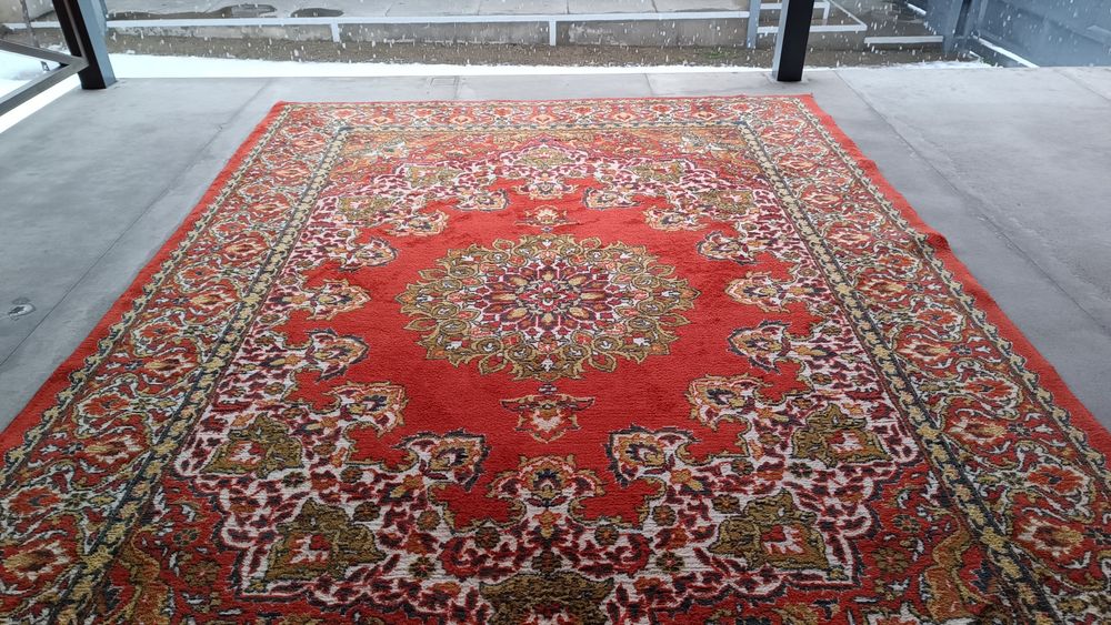 Продам ковер 2х3