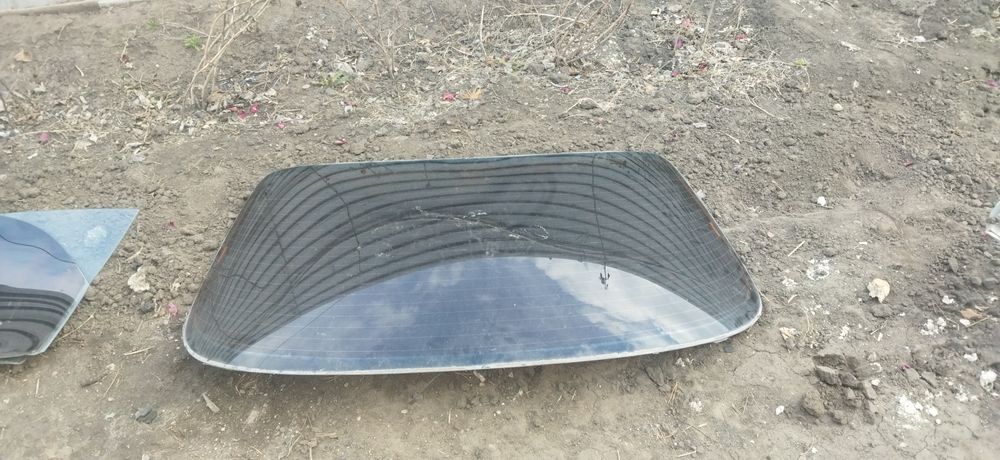 Продам запчасти Мазда кронос