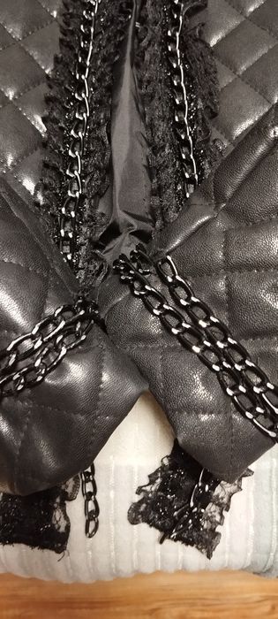 Куртка кожаная за 8000