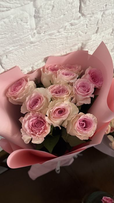 букет из 11 розовых роз