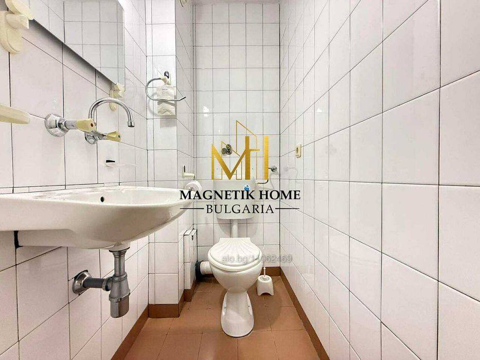 Приветлив двустаен апартамент до Младежки дом и у-ще Иван Вазов в ж.к. Възраждане