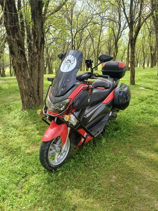 Skuter N Max sotiladi full variant