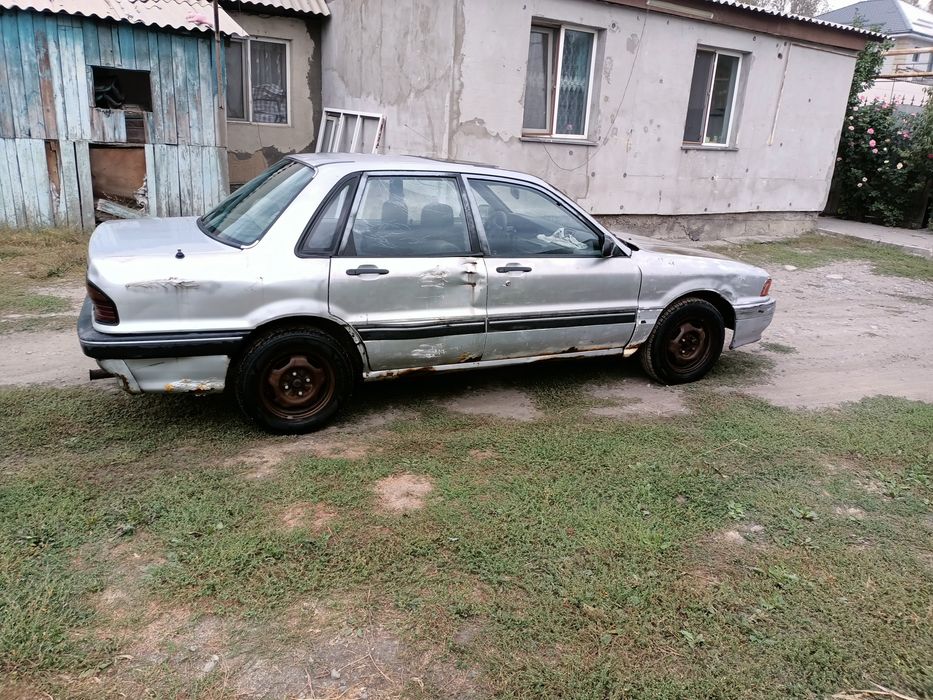 Продам Мицубиси галант