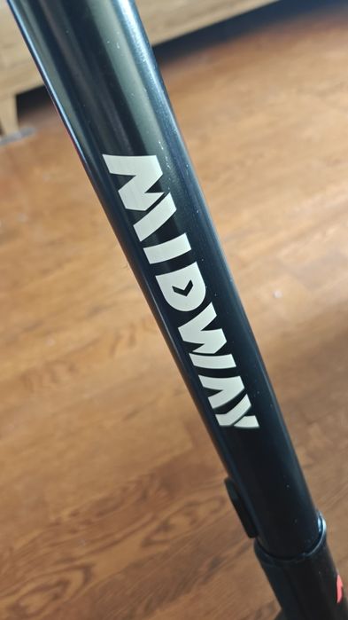 Электросамокат Midway