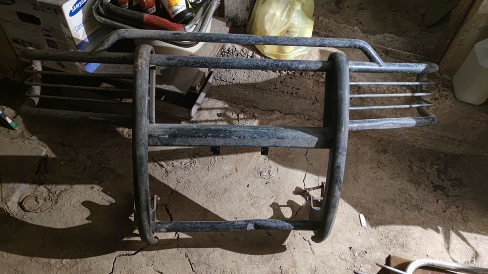 Продам кенгурятник на митсубиси