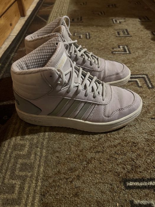 ADIDAS високи кецове