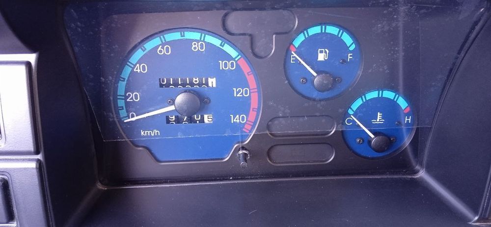 Продается Дамас пассажирский состояние отличное.