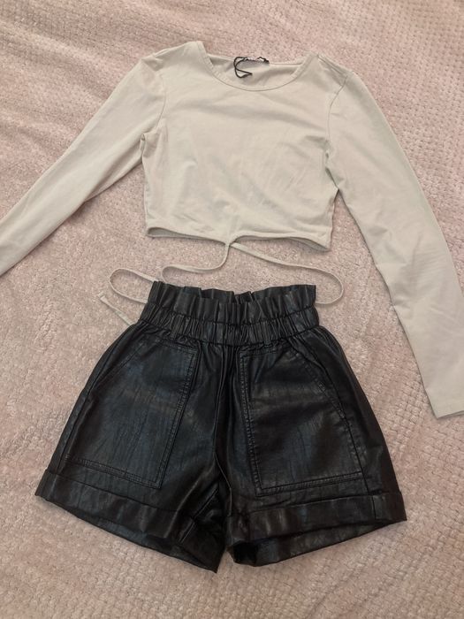 Къса блуза с вързанки Stradivarius