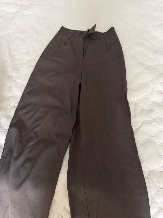 Брюки размер С по 10,000 Zara