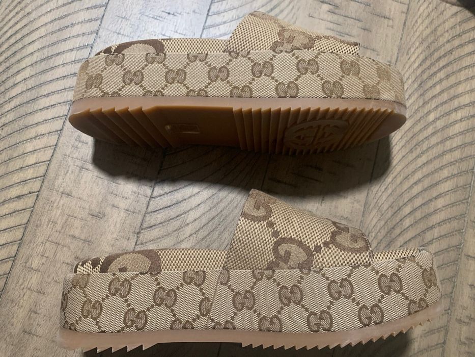 Gucci  чехли -38 номер