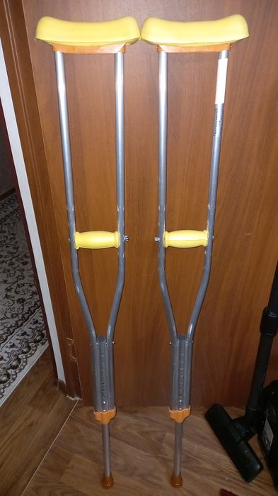 Балдақтар сатылады.  2 қолдық/1 қолдық бар.