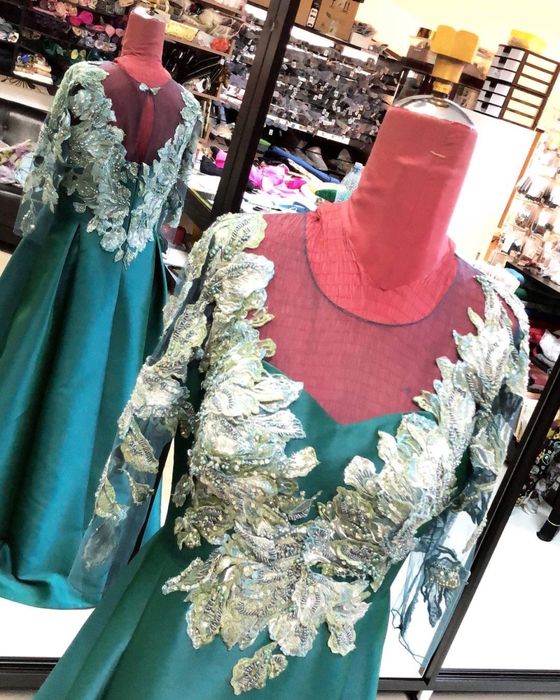 Rochie seara cusuta manual