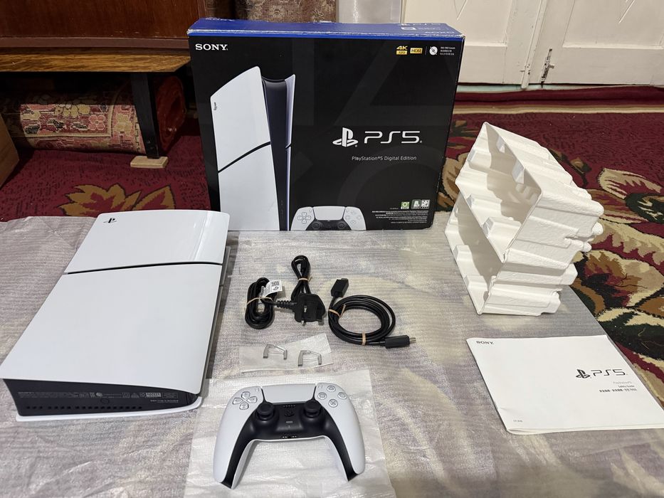 Ps5 Yangi Koreyadan Kelgan Xotirasi 1TB ichida 9ta Top uyini bor