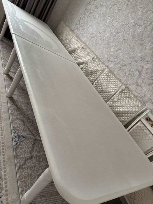 Стол гостинный - 4 метр