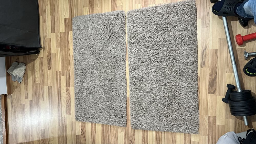 Vand doua covoare 120x60