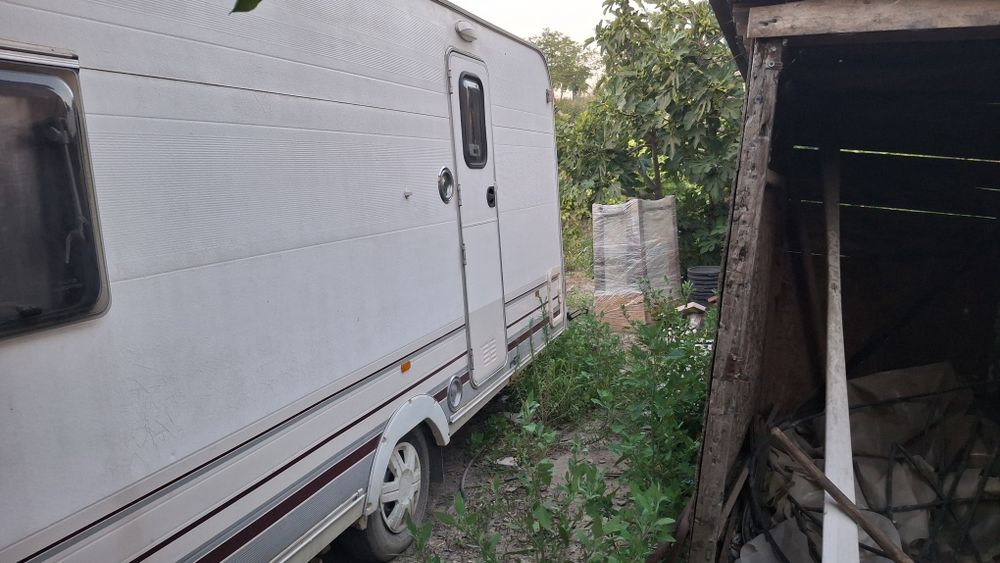 Rulota Lunar înmatriculată .
