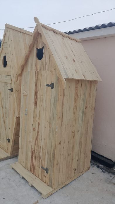 Туалет уличный сосна