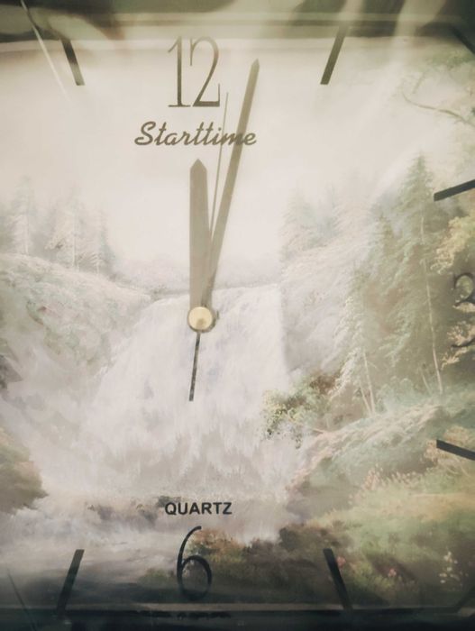 Стенен часовник Start time