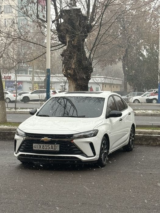 Chevrolet Monza 1.3 turbo срочно