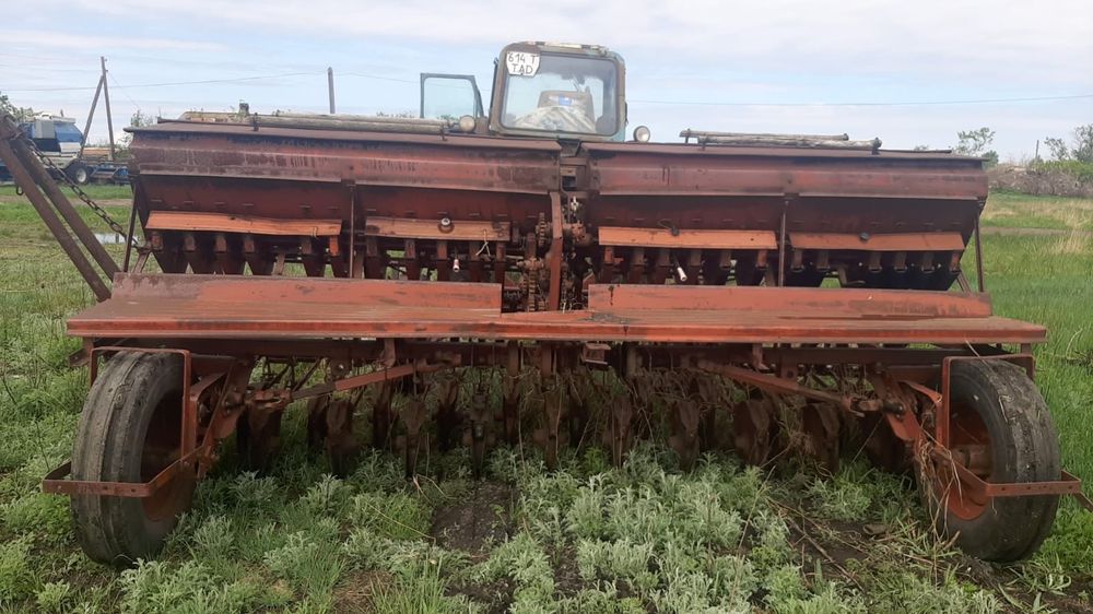 Сеялка для льна, рапса и трав