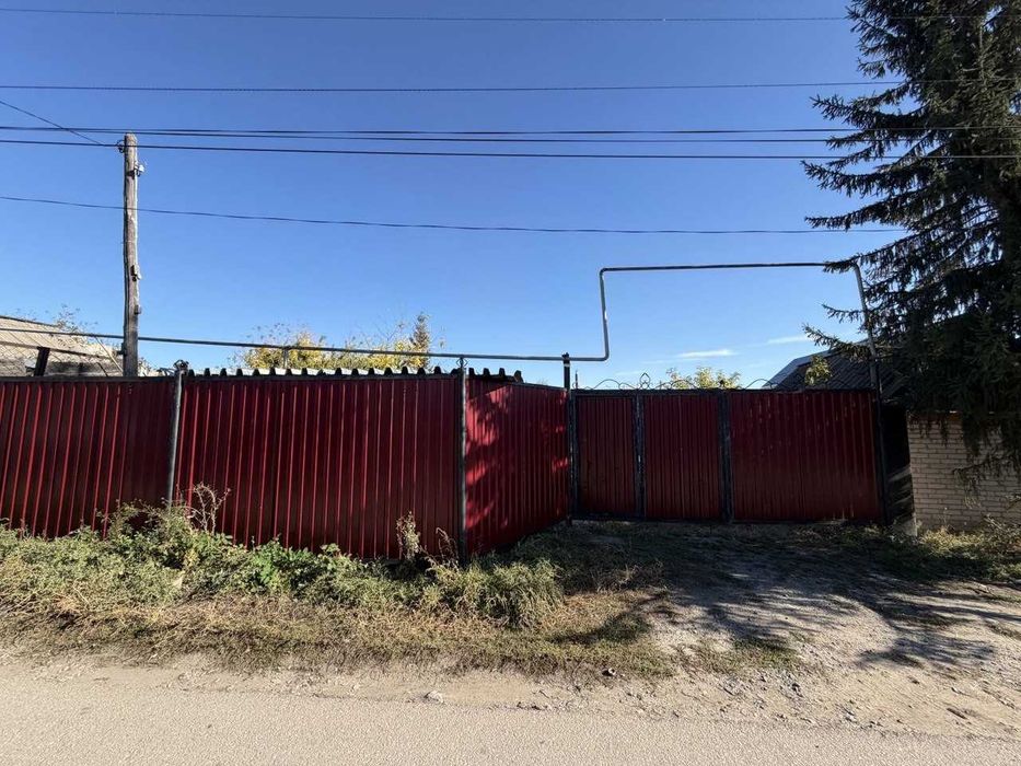 Продажа участка в городе с залитым фундаментом