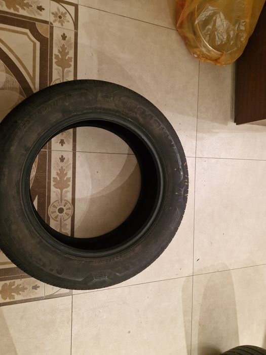 2 шины 235/60/18 бу