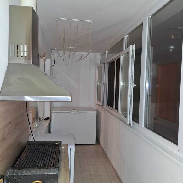 Продава се Тристаен апартамент в Варна, Възраждане 1 - 74 кв.м за 2325 €/кв.м - Снимка #17