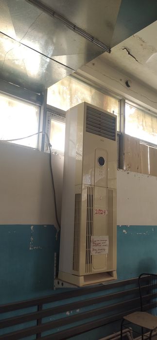В продаже б/у кондиционеры колонники
