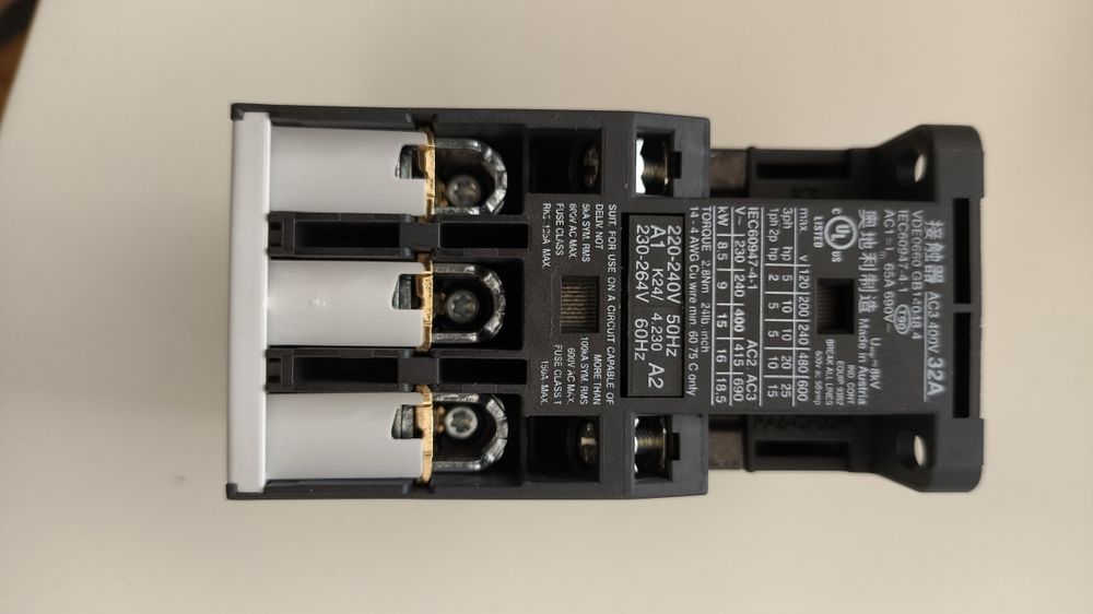 Contoare energie electrica monofazic/trifazic și contactoare trifazate