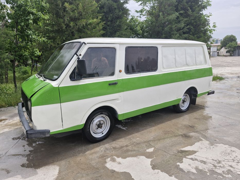 РАФ 2203 сотилади