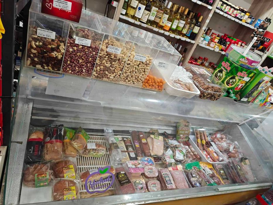 Хладилна витрина НАГИ плюсова - 2 метра - употребявана