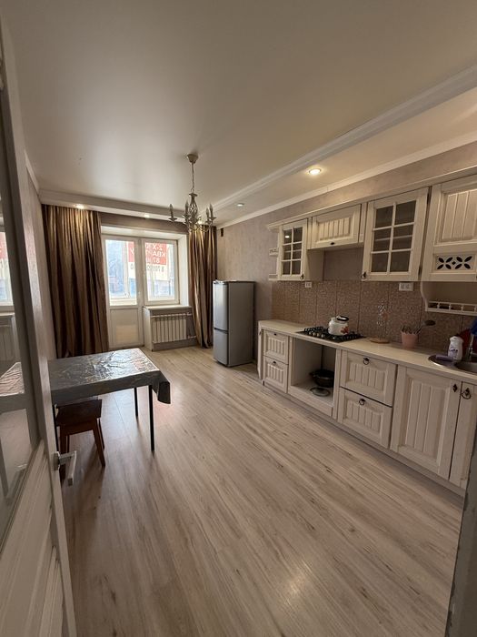 Сдам 2ком кв 87кв, 8 школа!