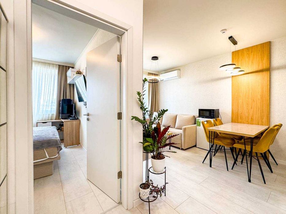 Продава се Двустаен апартамент в к.к. Слънчев бряг - 50 кв.м за 2100 €/кв.м - Снимка #3