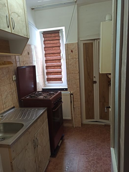 Vând apartament cu o camera