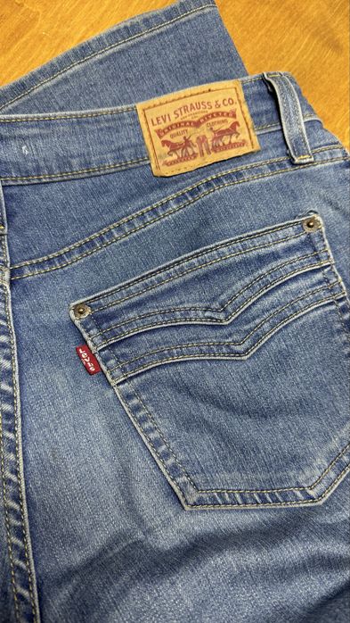 Джинсы Levi’s модель 726 оригинал