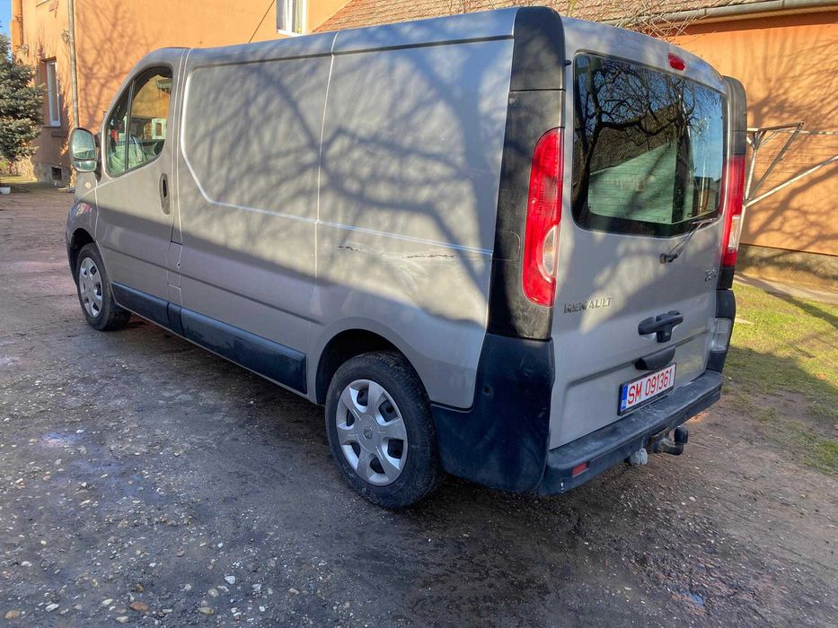 Renault Trafic autoutilitara