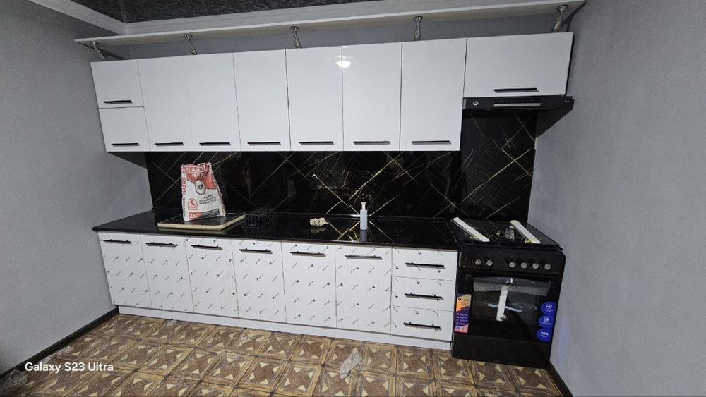 Buyurtma asosida OSHXONA mebel