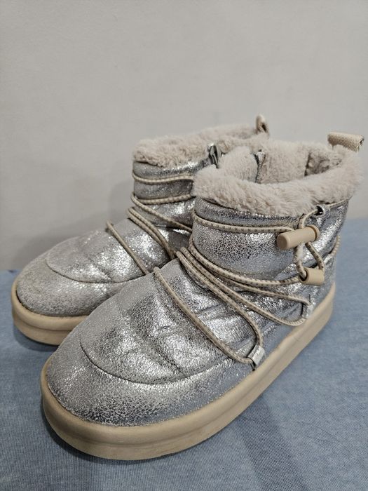 Зимни апрески на Зара и маратонки Адидас