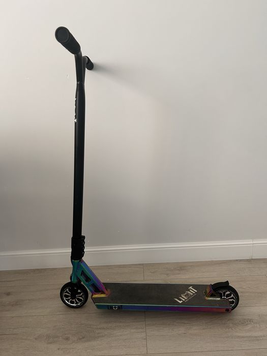 Продам самокат Limit 21