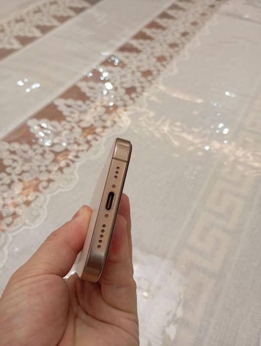 iPhone 16 pro 128 GB