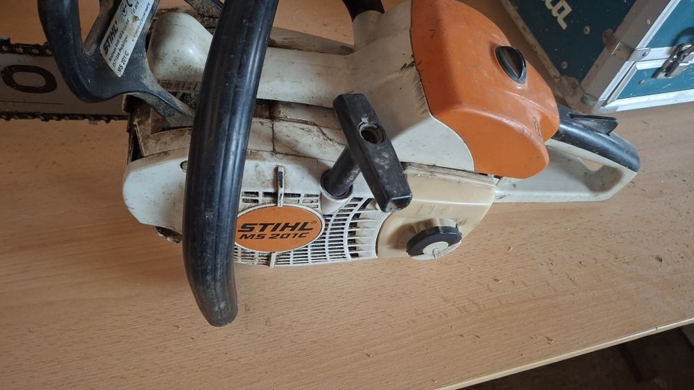 Vînd sthil 201c stare buna perfect funcțional