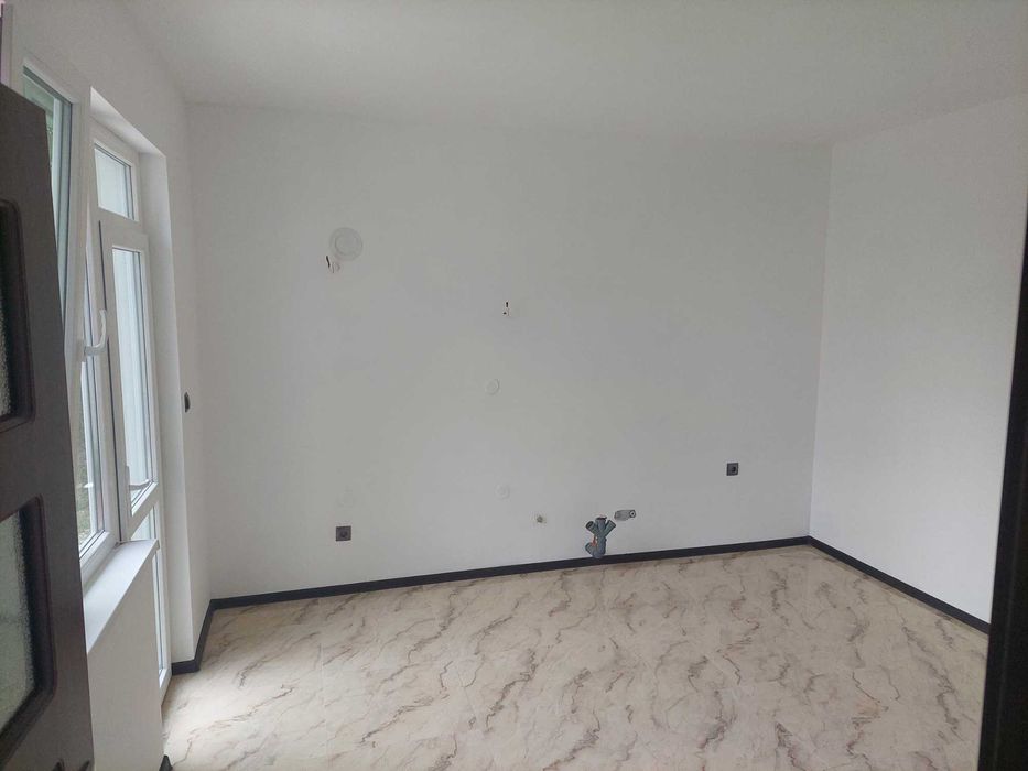 Продава се Къща в с. Алдомировци, Област София-област - 54 кв.м за 2112 €/кв.м - Снимка #7