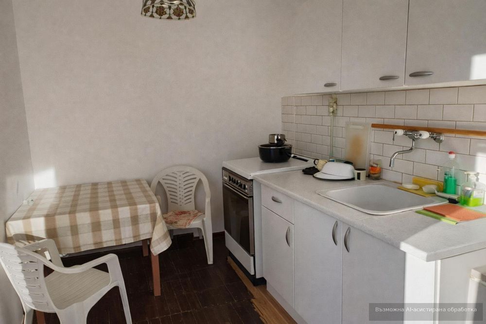 Къща близнак за продажба в кв. Каменица 1